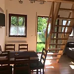 Knusperhaus mit Garten